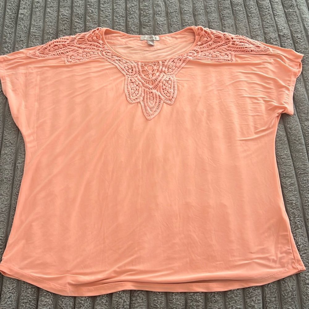 Roz & Ali Top